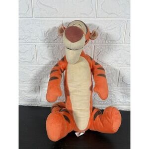 Disney Tigger Plush Stuffed Animal Winnie the Pooh Orange‎ Striped Toy